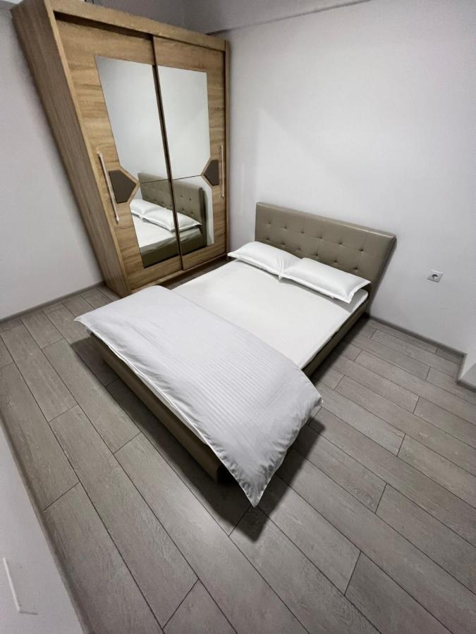 The Bliss Apartman Râmnicu Vâlcea Kültér fotó