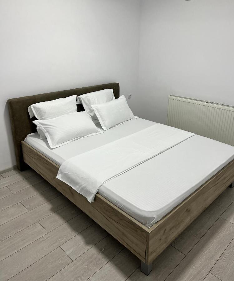 The Bliss Apartman Râmnicu Vâlcea Kültér fotó