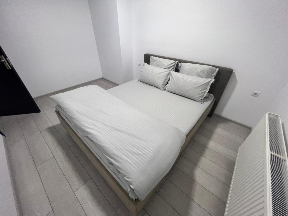 The Bliss Apartman Râmnicu Vâlcea Kültér fotó