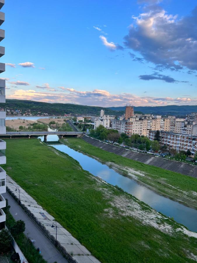 The Bliss Apartman Râmnicu Vâlcea Kültér fotó