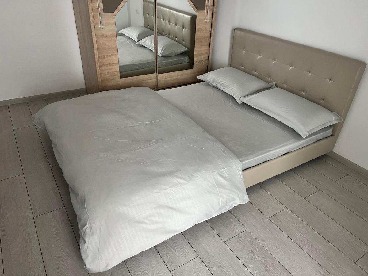 The Bliss Apartman Râmnicu Vâlcea Kültér fotó