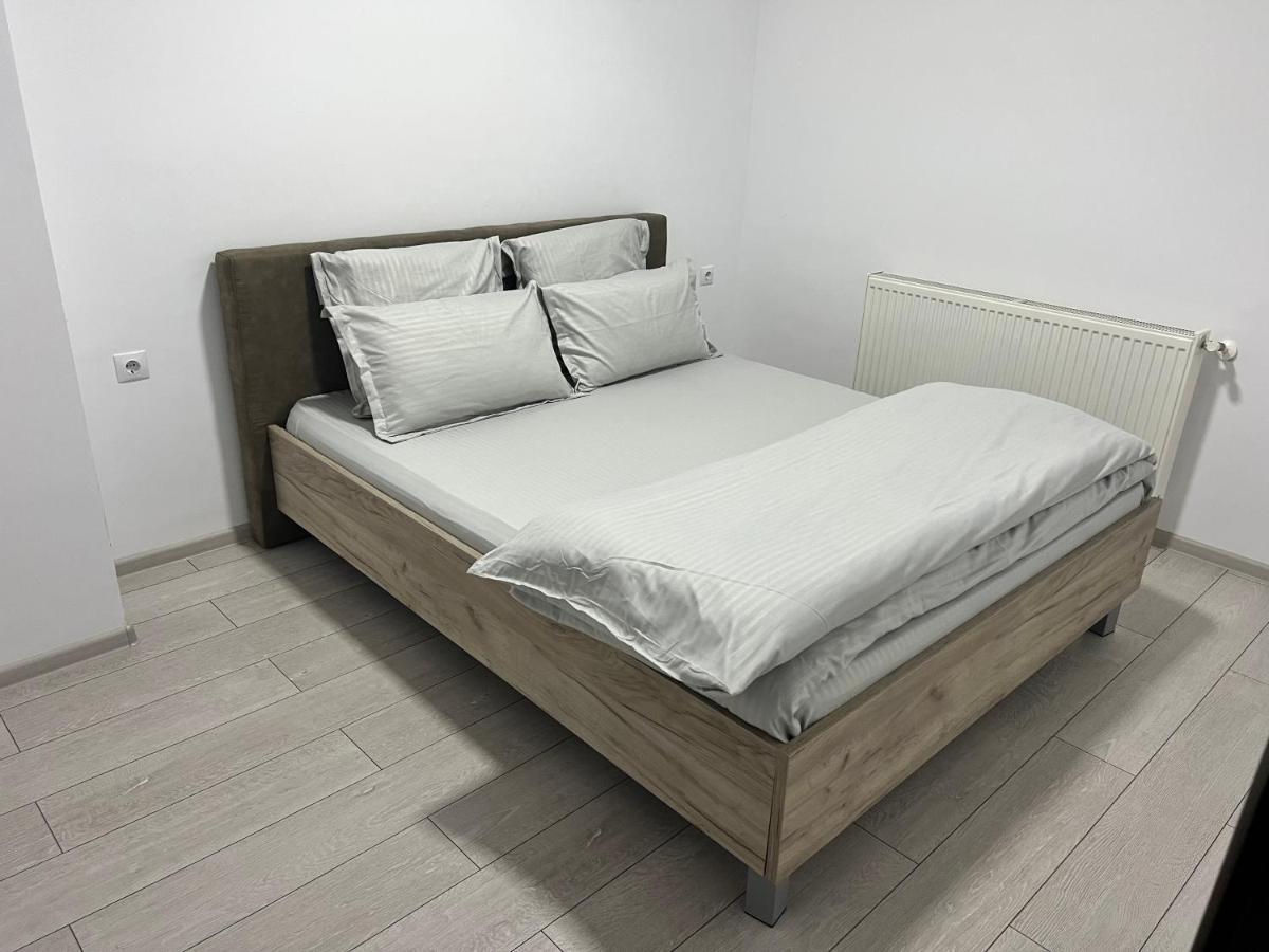 The Bliss Apartman Râmnicu Vâlcea Kültér fotó