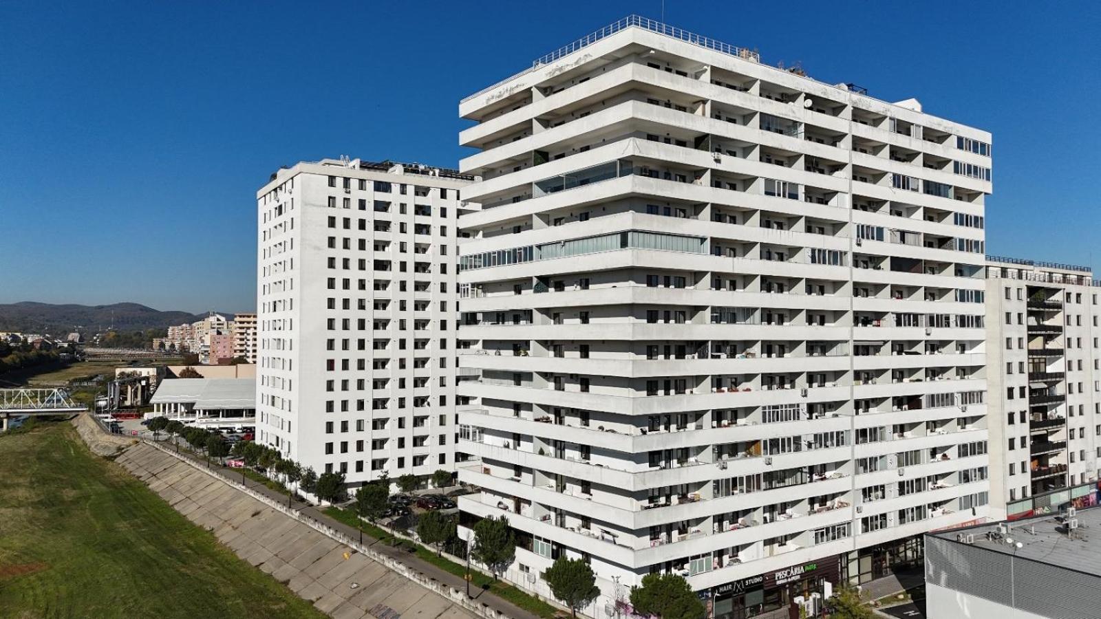 The Bliss Apartman Râmnicu Vâlcea Kültér fotó
